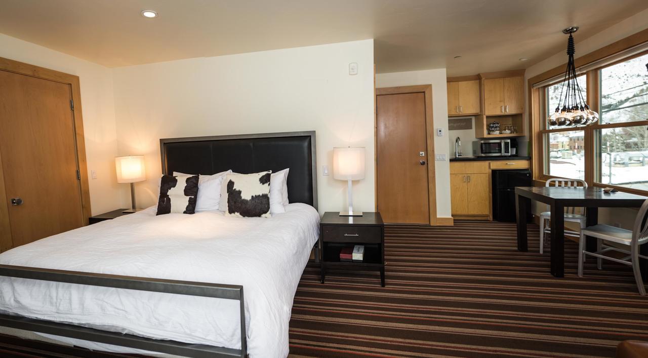 Hotel Minturn エクステリア 写真